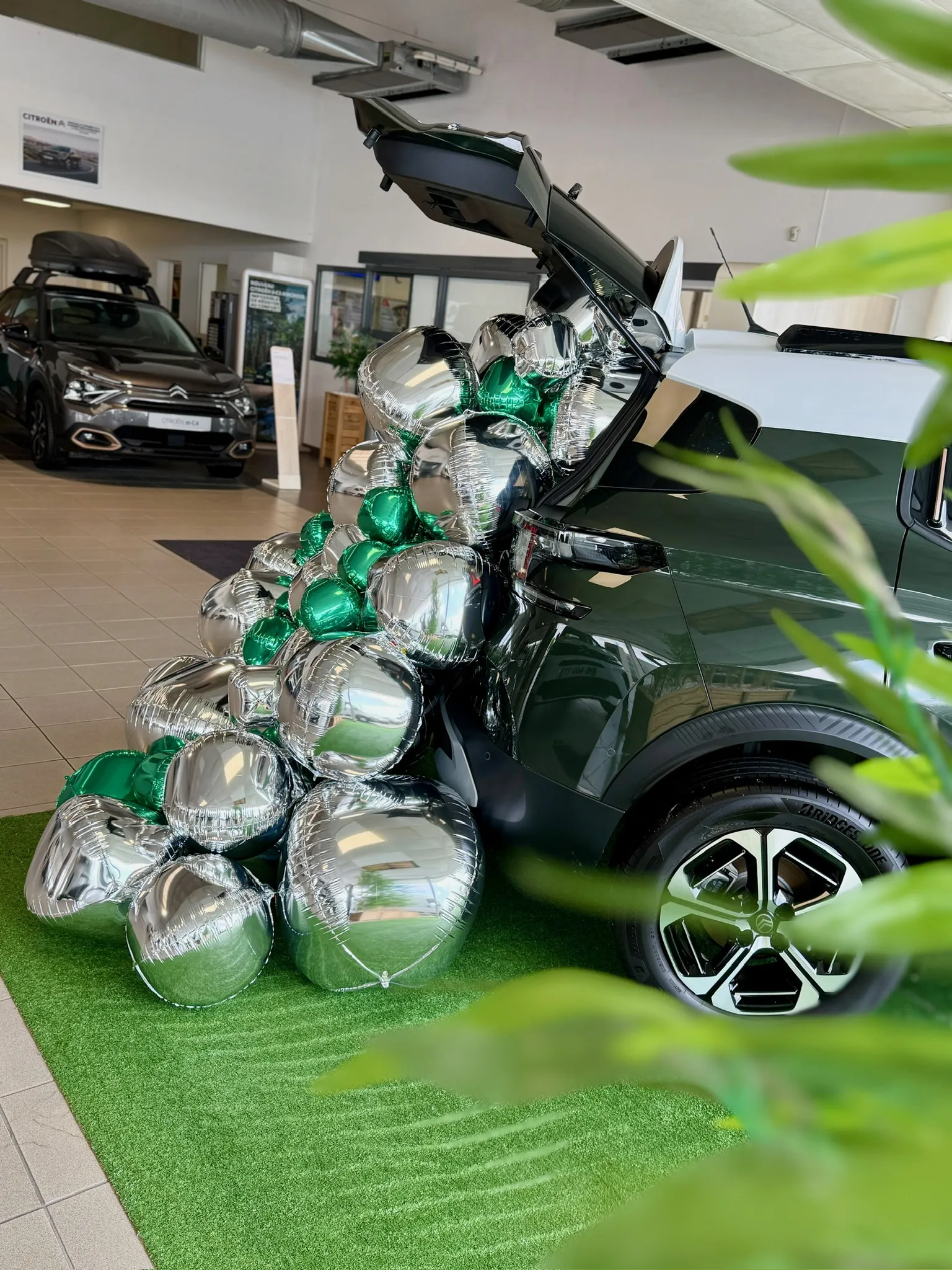 Décoration Événement sur mesure — Nouveau E-C3 AIRCROSS 2025