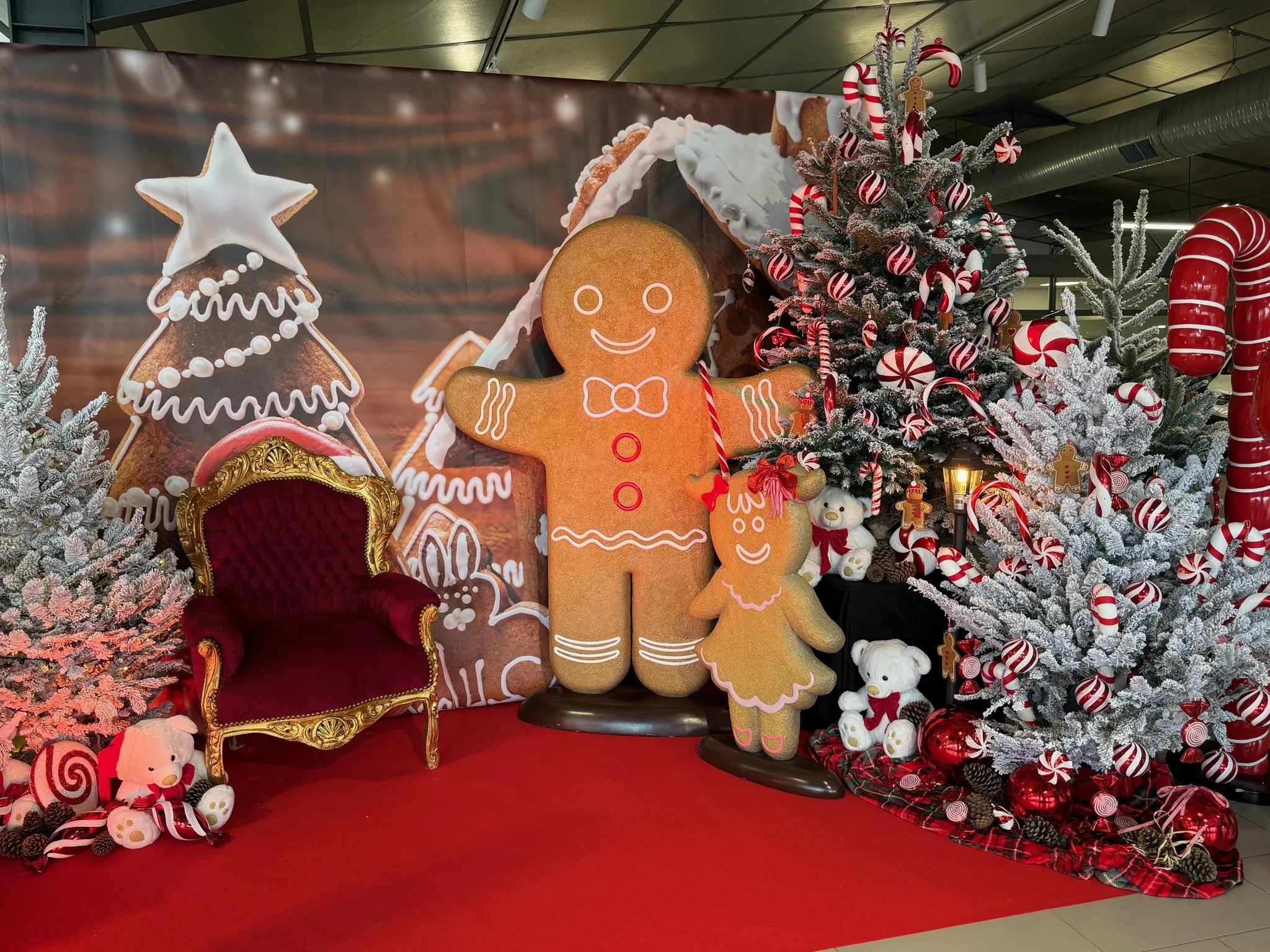 Décoration Noël — CITROËN Rochefort 2025