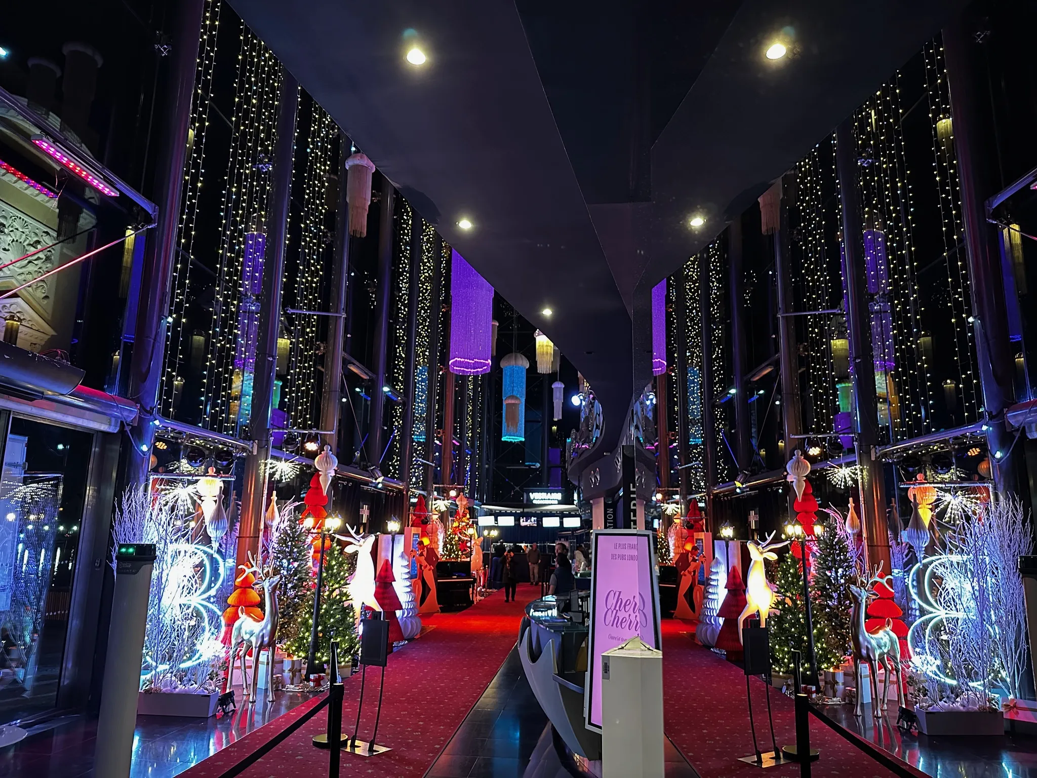 Décoration Noël — Casino Barrière Enghien-les-bains