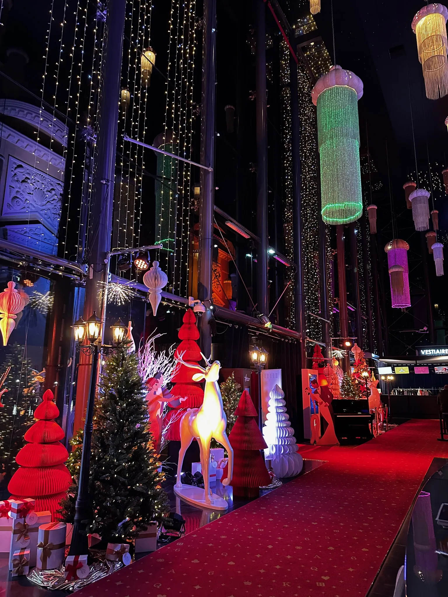 Décoration Noël — Casino Barrière Enghien-les-bains