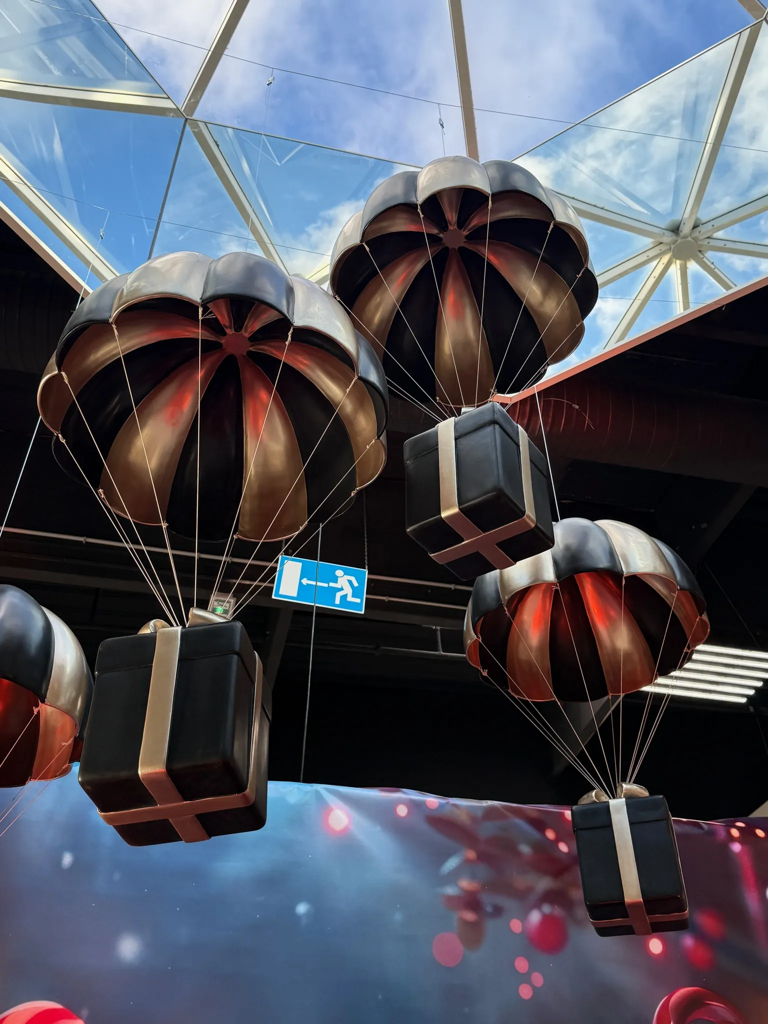 Décoration Noël — Intermarché HYPER Les Sables D'olonne