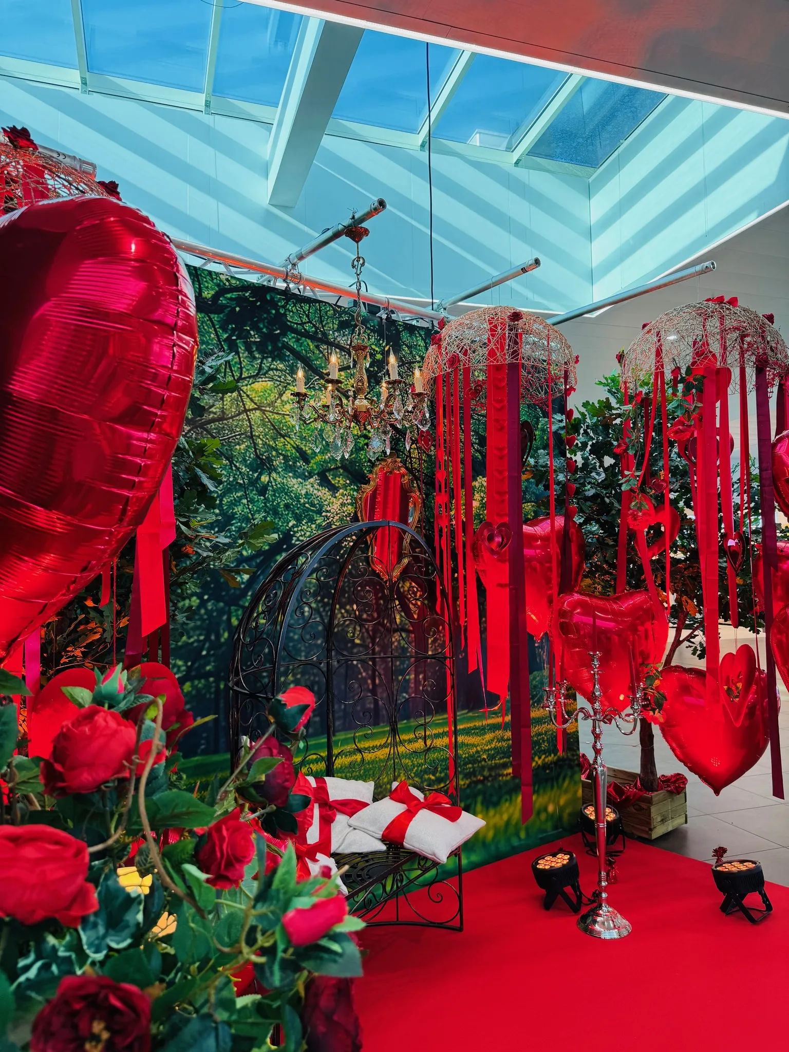 Décoration Saint-Valentin — Saint Valentin Leclerc st Médard en Jalles